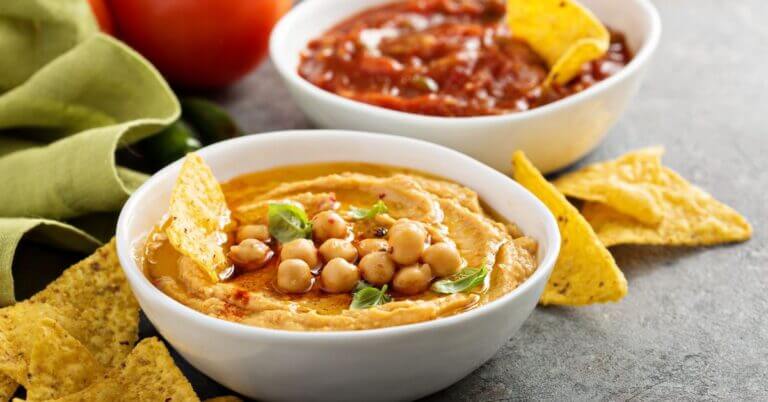 Hummus With Salsa