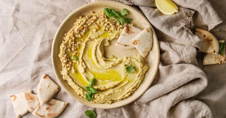 hummus with pine nuts recipe